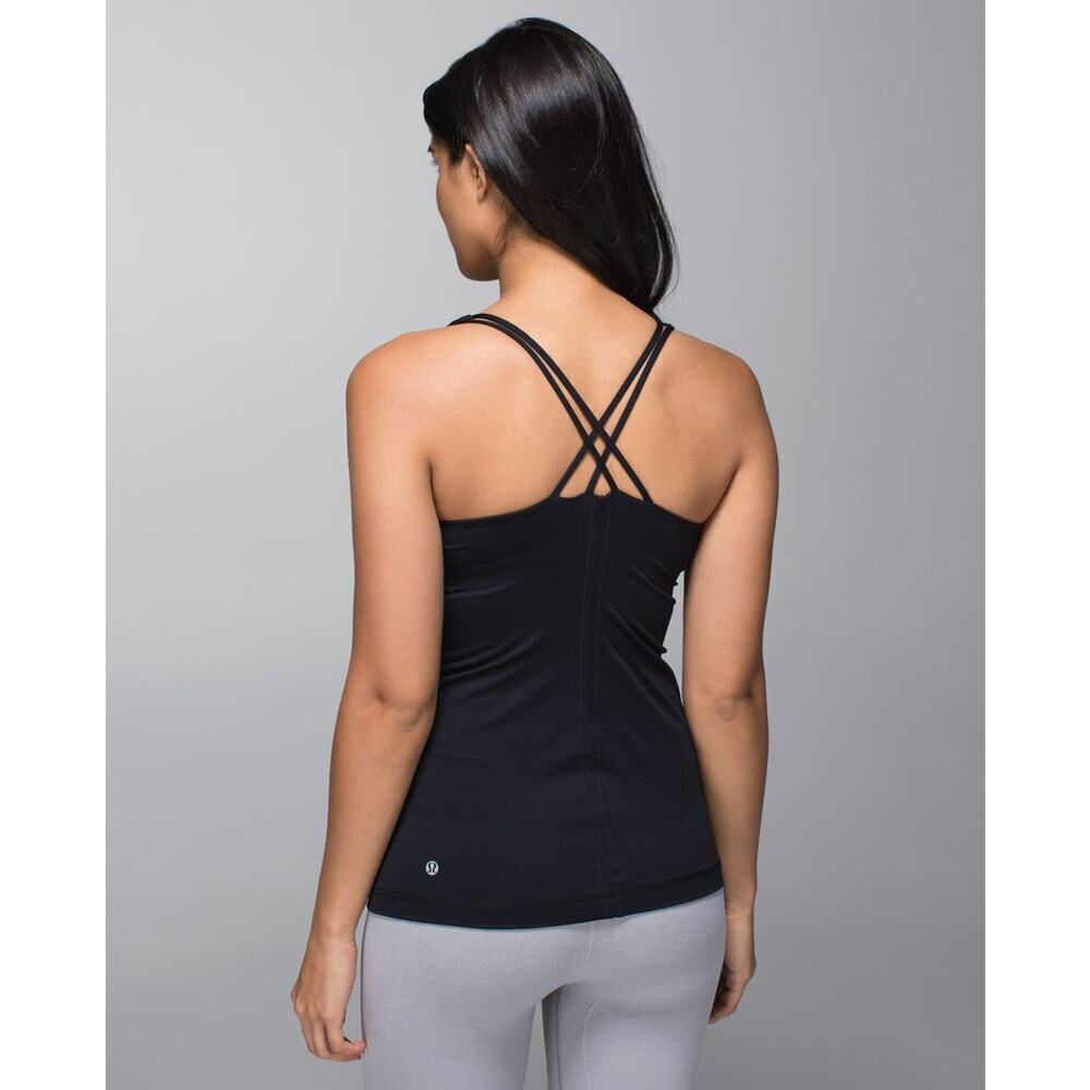 Lululemon Women's Free To Be Tank Top‎ Size 6 Black
